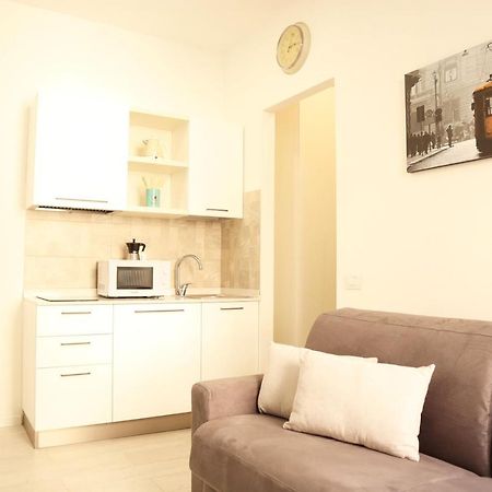 Apartamento Navigli Tiny Bright House Milán Exterior foto